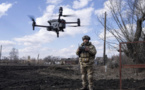 Les soldats ukrainiens à l'école des drones