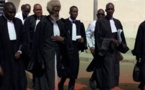 Les avocats de Sonko en concertation après le renvoi du procès en appel de leur client