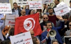 Tunisie : des journalistes manifestent pour la liberté de la presse