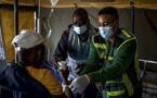 Afrique du Sud : un hôpital de campagne pour enrayer l’épidémie de choléra