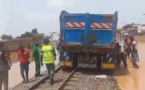 Darou Marnane (Touba) : Un camion tombe en panne sur les rails