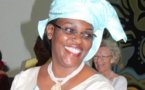 ​Réponse de la première Dame aux attaques de Wade : un large sourire, et Mariéme Faye Sall passe sur l'affaire