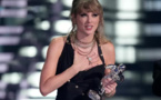 Taylor Swift accumule les trophées aux VMAs, Shakira récompensée pour l'ensemble de sa carrière