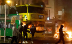En Irlande, de violents heurts imputés à l'extrême droite à Dublin après une attaque au couteau