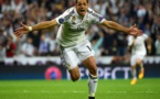 Le Real demande un délai à Manchester pour Chicharito