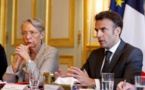 Conseil des ministres annulé, remaniement imminent: que fait Emmanuel Macron?
