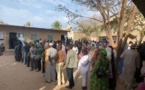 Centre de vote Ndeye Marie (Grand Mbao) : le vote a démarré avec une forte affluence des électeurs