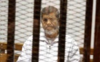 Egypte: l'ancien président islamiste Mohamed Morsi condamné à la prison à vie pour «espionnage»