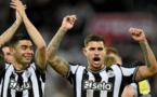 Premier League : Newcastle écrase et envoie Sheffield en Championship, MU piégé par Burnley