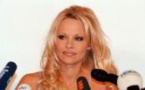 Pamela Anderson : Ses confidences sur sa terrible maladie, "On me l'a présentée comme une sentence de mort"