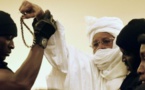 Habré forcé à comparaître à son procès