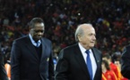 Issa Hayatou, président intérimaire de la FIFA