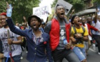 Des étudiants sud-africains font blocus
