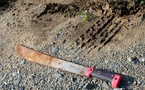 Linguère : un homme de 50 ans attire sa femme dans des buissons et la tue à coup de machette 