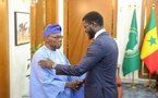 Diplomatie : l’ancien président nigérian Olusegun Obasanjo reçu par Diomaye