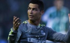 "Cristiano Ronaldo va quitter le Real et ira à Manchester United ou au PSG"
