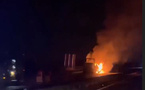 Deux explosions sur l’autoroute à hauteur de HLM : un camion prend feu et crée un embouteillage monstre 