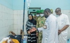 Attaques du 25 avril :  Assimi Goïta au chevet des blessés et présente ses condoléances à la famille du ministre Sadio Camara