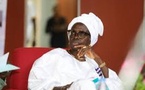 UCAD de Dakar : Ken Bugul fait don de ses archives personnelles à la Bibliothèque Centrale