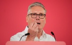 Royaume-Uni: en pleine tourmente, le Premier ministre Keir Starmer tente de sauver sa place