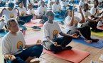 Dakar : la Journée internationale du Yoga célébrée au Monument de la Renaissance africaine