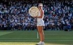 Tennis : Linda Noskova remporte Wimbledon face à Muchova en finale