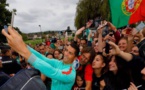 Quand Ronaldo prend des selfies avec ses fans