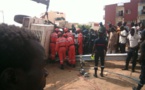 Urgent : Un camion tombe du pont de Nord foire - Le chauffeur coincé à l'intérieur (Images)
