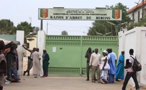 Sénégal : en colère, les agents pénitentiaires bloquent les visites dans 16 prisons 