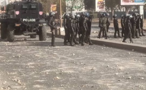 Condamnation de Sonko : les manifestations s’intensifient et le trafic devient impossible à Dakar