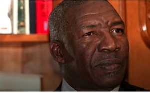 Séparation Diomaye-Sonko :  le journaliste Pape Fall évoque «la voix la plus sage pour éviter de bloquer le pays»