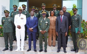 Visite à l’état-major de l’Armée de Terre  : le ministre Yankhoba Diémé rassuré par l’engagement des troupes terrestres
