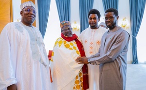 Diplomatie religieuse : Bassirou Diomaye Faye reçoit l'Imam Ratib de Médina Baye au Palais présidentiel