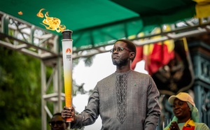 JOJ Dakar 2026 : Le Président Bassirou Diomaye Faye reçoit la flamme et lance un appel historique à la jeunesse