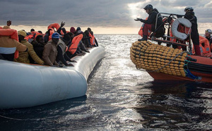 Routes migratoires : les arrivées en Europe chutent de 39 % malgré plus de 2 000 morts
