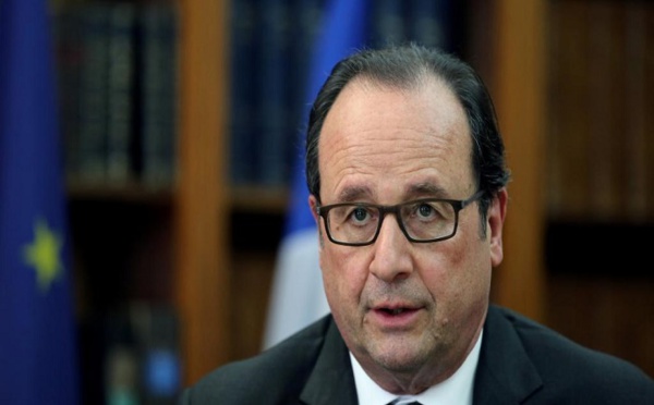 Présidentielle française: Hollande sème des graines pour 2017