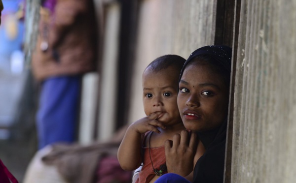 Birmanie: au moins 10.000 Rohingyas passés au Bangladesh depuis le mois dernier