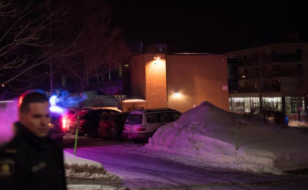 ​Deux tireurs font 6 morts dans une mosquée à Québec, le Premier ministre de la province évoque un «attentat terroriste»