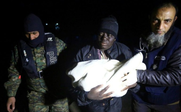 ​Méditerranée: 1.500 migrants secourus ce week-end, un chiffre élevé en période hivernale