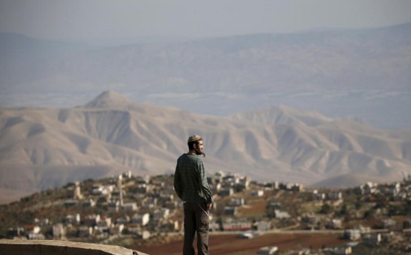 Israël: bras de fer à droite autour de nouvelles légalisations de colonies