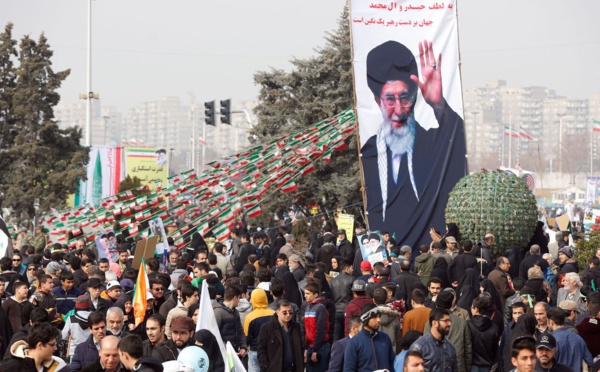 L'Iran fête sa révolution et dénonce les "menaces" de Trump