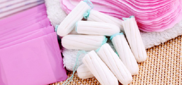 ​Les tampons et serviettes hygiéniques seraient-ils cancérigènes ?