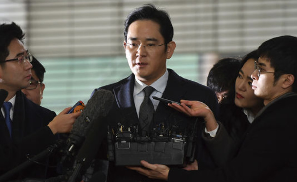 ​L’héritier de l’empire Samsung arrêté pour corruption
