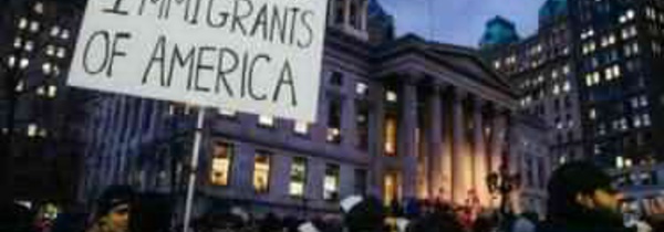 Etats-Unis : une famille afghane retenue à l'aéroport