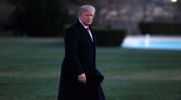 Trump signerait ce lundi un nouveau décret sur l'immigration