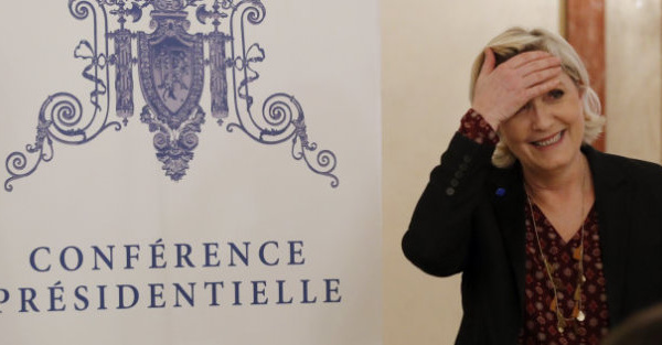 Journée internationale des droits des femmes : L'élection de Marine Le Pen serait-elle une victoire pour les femmes?