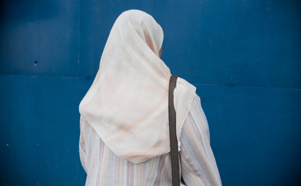 Voile islamique: Une entreprise peut interdire le port de signes religieux, affirme la justice européenne