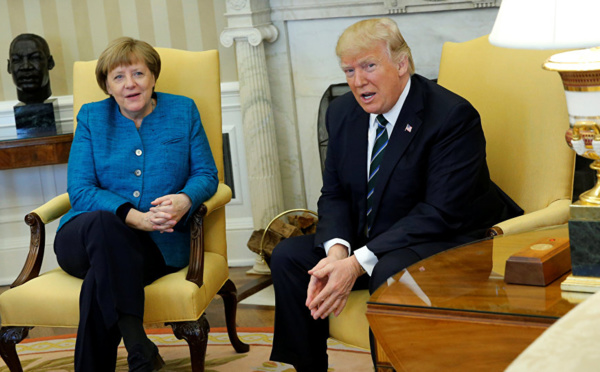 Trump refuse sa main à Merkel: imbroglio ou fin de non-recevoir?