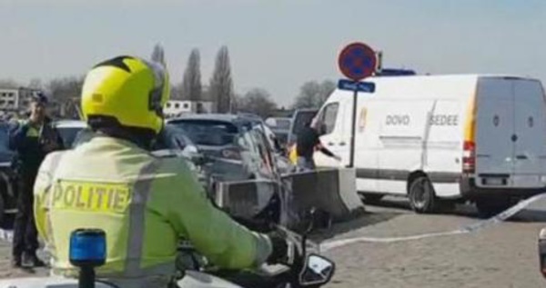 ​Belgique: un homme arrêté à Anvers après avoir tenté de foncer en voiture dans la foule