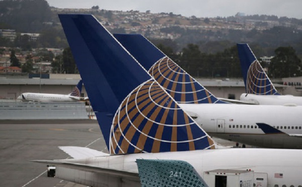 United Airlines : l’évacuation forcée d’un passager d’un vol fait scandale aux Etats-Unis